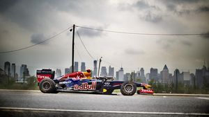 Coulthard și Red Bull Racing promovează F1 în SUA