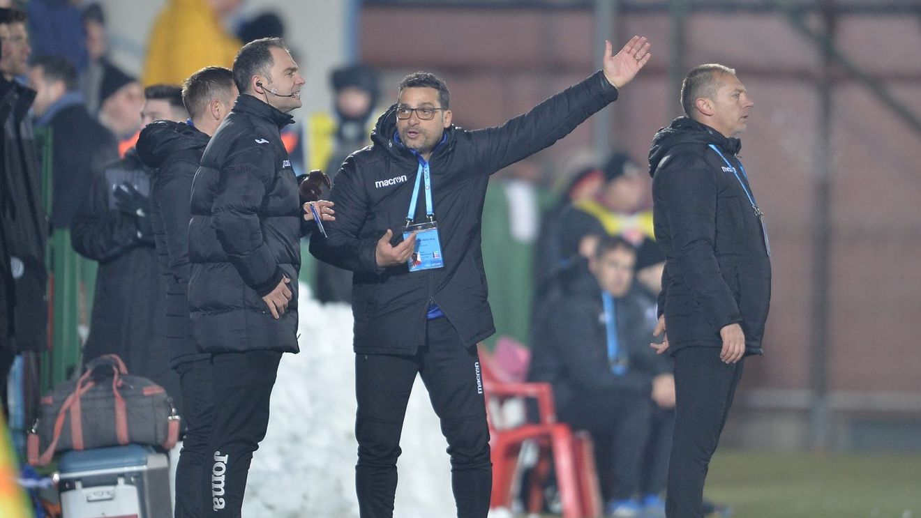 Mihai Teja a vrut să spargă televizorul la meciul Sevilla-CFR Cluj. Ce a spus antrenorul despre absența lui Eric în partida cu Viitorul