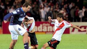 VIDEO | Fabbiani a "bătut" suta de kilograme după ce a plecat din România, dar și-a găsit echipă. Cum arată acum și unde va juca