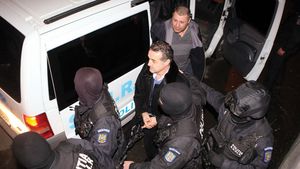 „Eliberați-l, e șef la Steaua"
