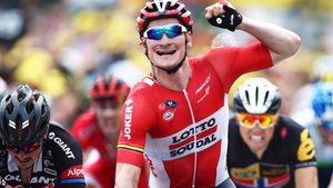 "Poker" pentru "Gorilă". AndrÃ© Greipel a câștigat în premieră pe Champs-ElysÃ©es, în ultima etapă a Turului Franței 2015