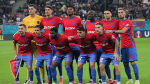 Vedetele FCSB sunt nemulțumite că Gigi Becali l-ar favoriza pe un fotbalist care e supraponderal, deși ia 25.000 de euro pe lună!