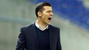 Gâlcă e gata de al doilea meci cu Barcelona! Românul vrea ca jucătorii lui să fie mai ofensivi: "E greu să mai facem un 0-0. Trebuie să facem pressing". Ce scor l-ar mulțumi pe Camp Nou