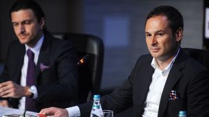 Primul mare scandal al anului! Borcea, despre Ionuț Negoiță:** "Cine este papagalul și avortonul ăsta? Are capul apropiat de fund"