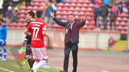 Stoican nu își explică înfrângerea: "Îmi este greu să diger acest rezultat" Vintilă: "Nu ne-a ajutat Cioinac, sunt buni jucătorii mei"