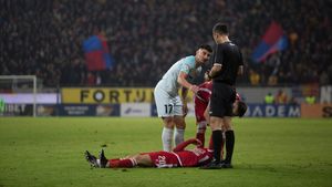 Prima reacție după accidentarea groaznică suferită de Perovic în derby-ul Dinamo - FCSB: „Va rămâne sub control! Șocul a fost foarte mare” | VIDEO EXCLUSIV ProSport Live