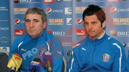 Liga 1 rămâne fără Dică:** "Vreau ca experiența mea să ajute echipa!" FOTO primele imagini cu fostul stelist în tricoul echipei "Regelui" Hagi