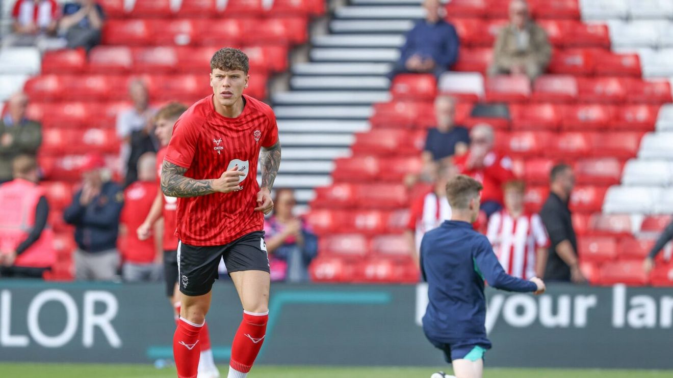 Andrei Coubiș, desemnat „omul meciului” la Lincoln City! Ce notă a primit românul