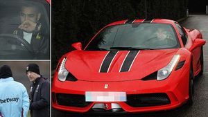 Viața de fotbalist în Premier League! Starul intrat "în grevă" din Ferrari-ul său de 220.000 de euro. Ce i-a anunțat Payet pe șefii lui West Ham