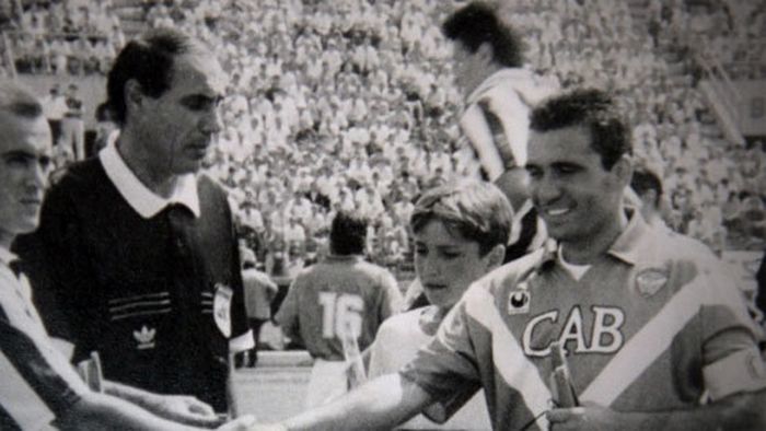 Fanii lui "U" vor ca la meciul de inaugurare al Cluj Arena să se retragă și o legendă a clubului