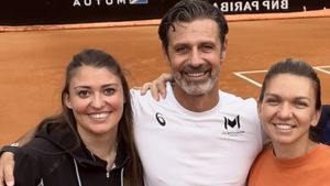 Înfrângerea de la Madrid i-a apropiat și mai mult! Ce au făcut împreună Simona Halep și Patrick Mouratoglou la Roma | FOTO