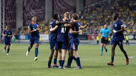 România – Olanda 1-3, în semifinalele Campionatului European U19. Spania își va apăra trofeul, joi, în fața Olandei