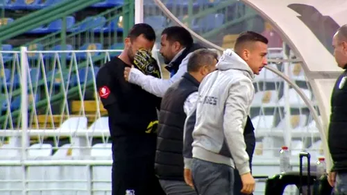Cătălin Straton a izbucnit în lacrimi imediat după FC Argeș - Sepsi! Marius Croitoru a încercat să îl liniștească | FOTO