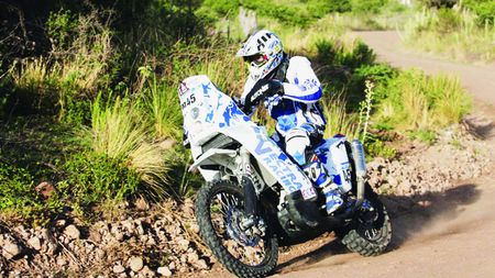 Mani se apropie de TOP 20 în Dakar