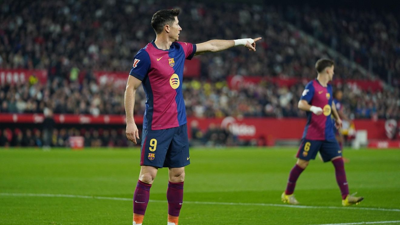 FC Barcelona a bătut palma cu Robert Lewandowski. Ce se va întâmpla la finalul sezonului cu atacantul polonez