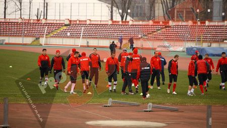 Îl cere în centrul apărării "câinilor":** "Șanțurile de pe Național Arena l-au blocat pe Ribery, nu Luchin"