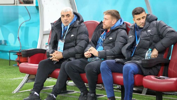 Ce se întâmplă cu Mihai Pintilii și Leo Strizu la FCSB: „Va fi adus un alt antrenor pentru calmarea apelor!” | VIDEO EXCLUSIV ProSport Live