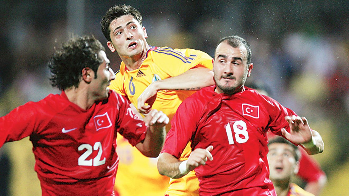 Rădoi-Tamaș în centrul apărării