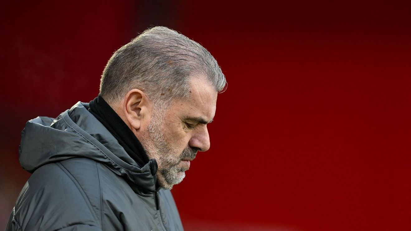 E haos la echipa lui Radu Drăgușin. Suma imensă pe care Ange Postecoglou o va primi dacă e dat afară