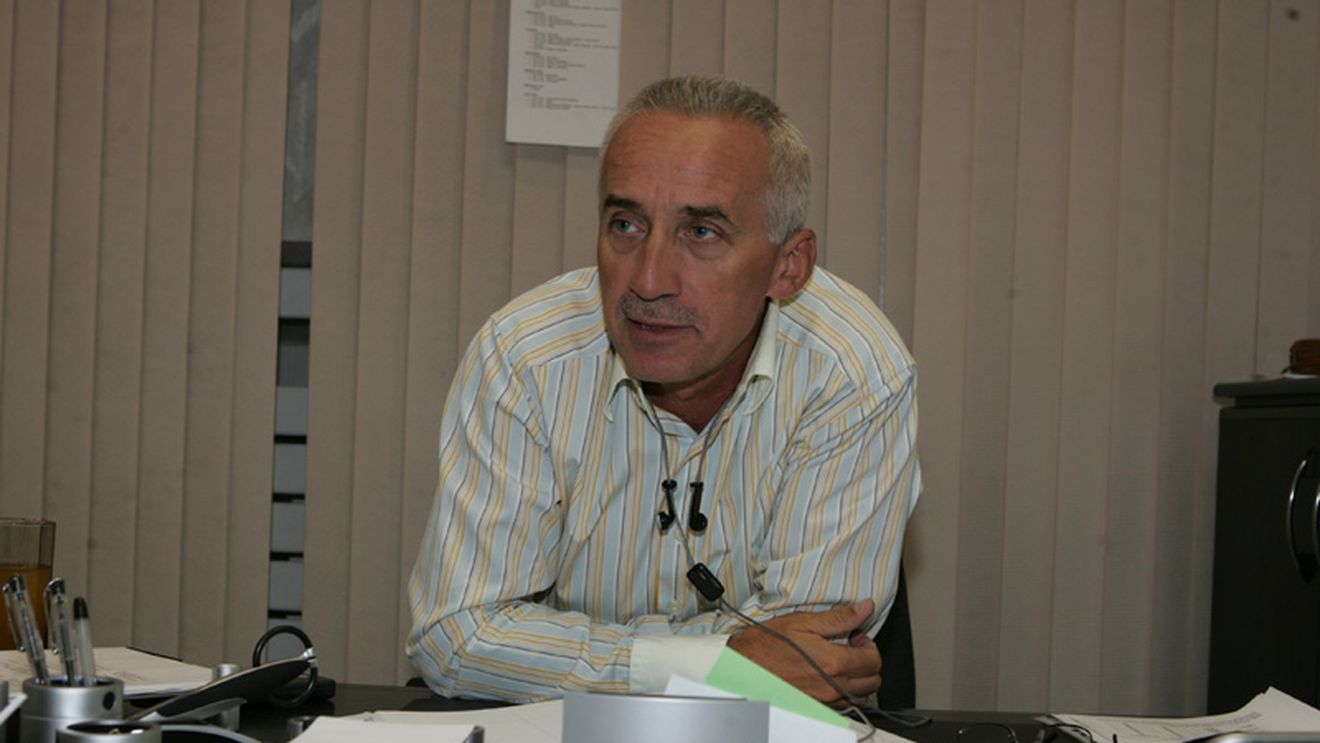 "Să-i plătească ei pe străini"