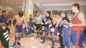 Fostele glorii ale Stelei recunosc: "Doar o minune ar mai putea aduce titlul in Ghencea!"