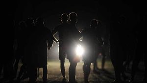 EPIC FAIL | Patru arbitri au încercat să aranjeze un meci, dar s-au făcut de tot râsul și au fost suspendați pe viață! Suma uimitoare pe care au primit-o :)