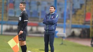 Trică, ironizat după ce a atacat Steaua: "Îi mulțumim că are grija noastră. Noi nu suntem echipă în insolvență și suntem cu plățile la zi"