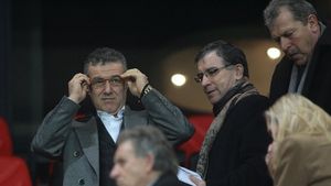 Becali l-a sunat pe omul de încredere înaintea meciului:** "Steliștii au fost fraieri! Vă fac o destăinuire" Unde a greșit Reghe la Vaslui