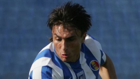 Mititelu: "Pe Ciucă l-a găsit acum fotbalul! **Când juca la Craiova, era jalon!"