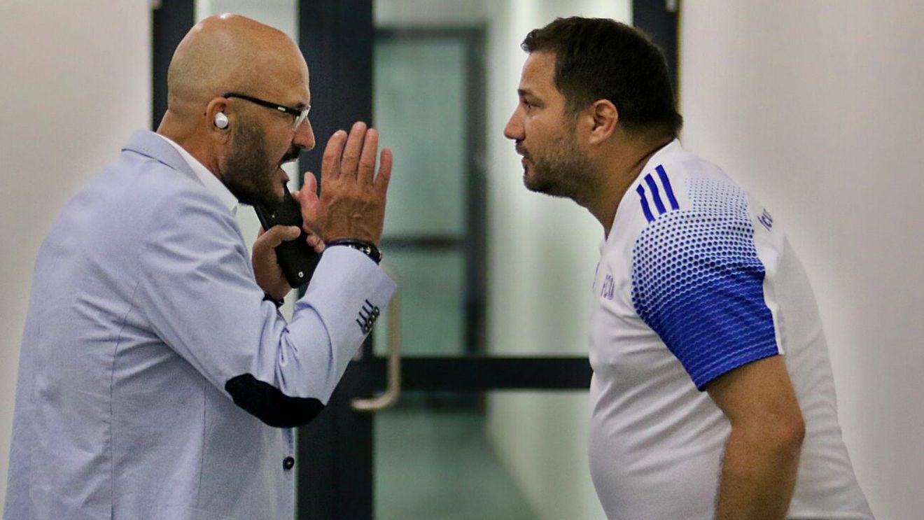 Cronica unui divorț anunțat: ProSport a scris de aproape o lună că Adrian Mititelu îl va da afară pe Marius Croitoru! Patronul FC U Craiova și-a făcut ambiția, iar acum i-a cerut tehnicianului să facă el pasul pentru a nu se compromite | SPECIAL