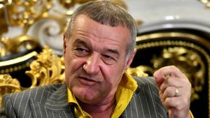 Gigi Becali laudă noul transfer de la FCSB: „E bombă atomică”