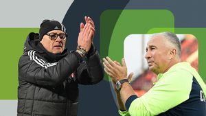 Dan Petrescu de la CFR Cluj nu-l mai sperie deloc pe Leo Grozavu de la FC Botoșani: „Știm cu toții că pune presiune pe arbitraj. Nu e mulțumit niciodată”