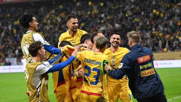 Gigi Becali l-a ratat pe fotbalist după ce a discutat cu tatăl acestuia, iar acum internaționalul român negociază cu polonezii