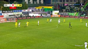 FC Argeș - Dinamo București 1-1, în etapa 14 din Superliga. Cele două echipe își păstrează locurile de play-off după remiza de la Mioveni