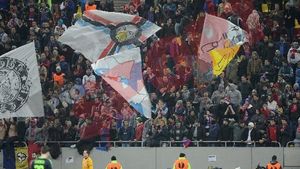 Așa ceva nu s-a mai întâmplat în Liga 1!** Steaua pregătește un moment incredibil pentru suporteri. Ce anunță Reghecampf înainte de Chelsea