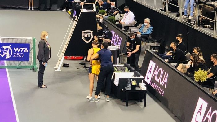 Simona Halep, declarație alarmantă după calificarea în sferturi la Transylvania Open: „Mi s-a blocat spatele!" Ce spune despre următorul duel cu Jaqueline Cristian