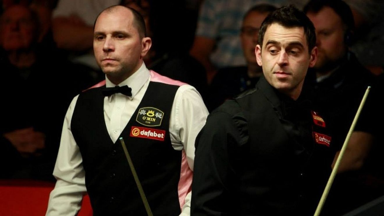 Maiestuos. Ronnie O'Sullivan s-a calificat în sferturile Mondialului de snooker după un comeback remarcabil în fața lui Joe Perry