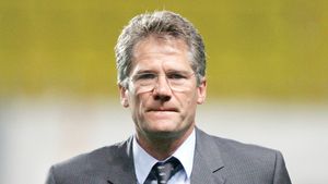 BÃ¶lÃ¶ni, dezamăgit de națională:** "Ar fi curios să i se ofere prelungirea lui Răzvan"