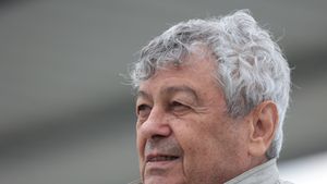 Mircea Lucescu, la un pas să-și bage vedeta în depresie! Dezvăluiri tari despre selecționerul României: „Nu vorbea cu mine! Ne-a făcut varză și apoi ne-a schimbat pe amândoi!”. VIDEO EXCLUSIV