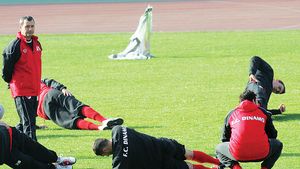 Rednic pune „biciul" pe ei!