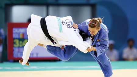 Drama kimonoului din umbră