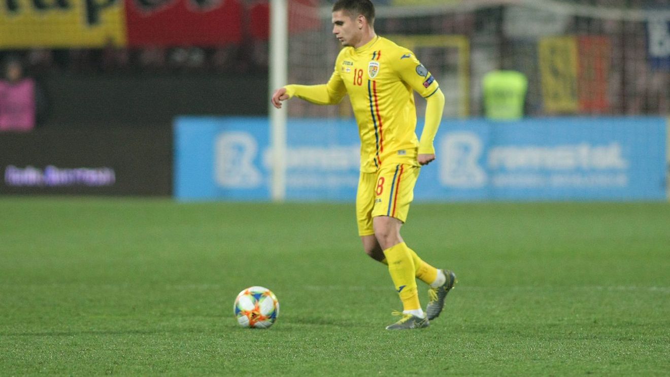 Ajax nu îi îndeplinește dorința lui Mirel Rădoi. "Lăncierii" au refuzat o nouă ofertă primită pentru Răzvan Marin