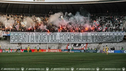 ”U” Cluj, la un meci de promovarea directă în Liga 1. Suporterii au împânzit orașul cu mesaje înainte de jocul cu FC Hermannstadt, pentru a umple stadionul: ”Amu îi amu!”