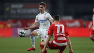 Rivalul din Liga 1 care a pariat pe Darius Olaru. „Știam că va ajunge un jucător important! Se vede creșterea lui în fiecare zi!”