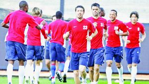 Fotbaliștii CFR-ului joacă pe gratis!