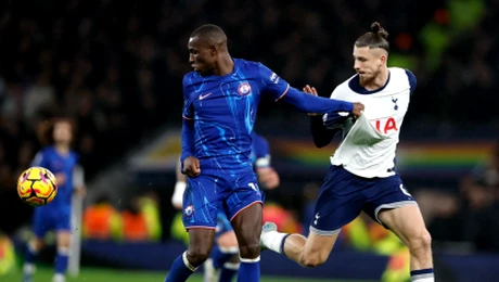 Ce au scris englezii despre Drăgușin, după ce românul a intrat în minutul 15 al ”nebuniei” din Tottenham – Chelsea