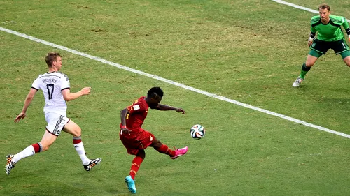 Van Nistelrooy e de părere că Asamoah Gyan ar trebui să-și regândească viața: 