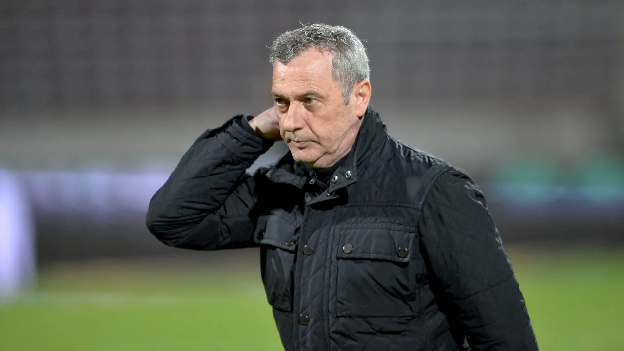 Mircea Rednic pregătește primul transfer la Dinamo! Atacantul dorit în „Ștefan cel Mare” a sosit deja în România
