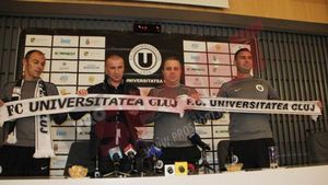 "N-aș fi aici dacă Walter ar mai fi patron!"** Ce mesaj le-a transmis Șumudică fanilor lui "U"! FOTO: Imagini de la primul antrenament