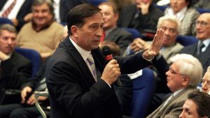 Crăciunescu aduce sânge proaspăt în arbitraj:** "Am identificat cațiva arbitri pe care o să-i vedeți în retur! Unii au 21-22 de ani și vrem să-i aducem în față"